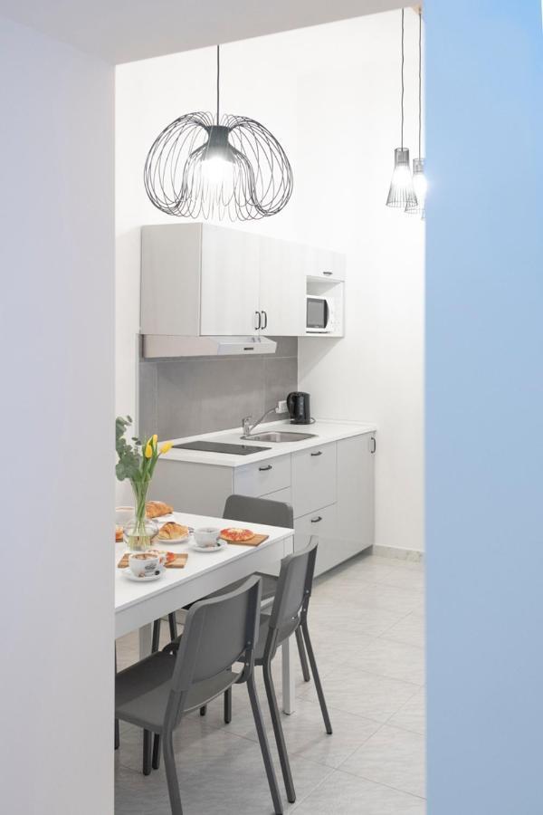 Preziosi 61 Apartment Наполи Екстериор снимка
