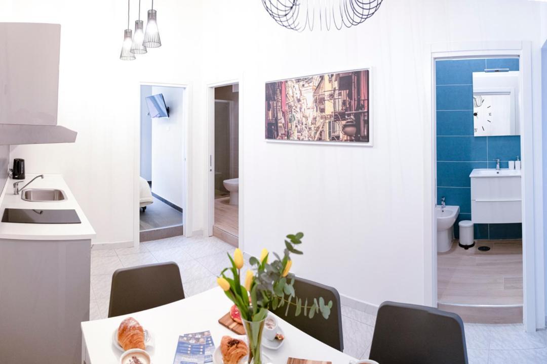 Preziosi 61 Apartment Наполи Екстериор снимка